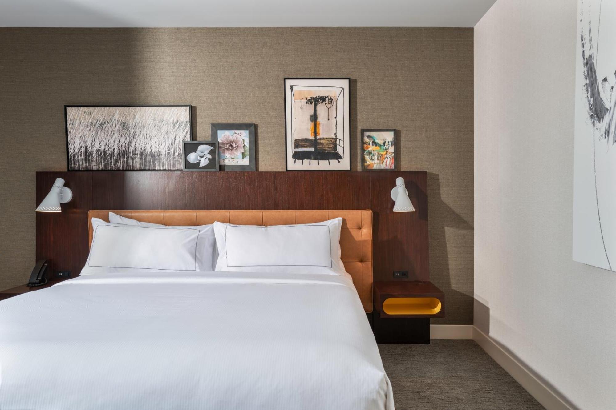 King Room,1615472385:JPEG