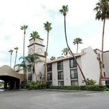 The Buena Park Grand Hotel & Suites-3